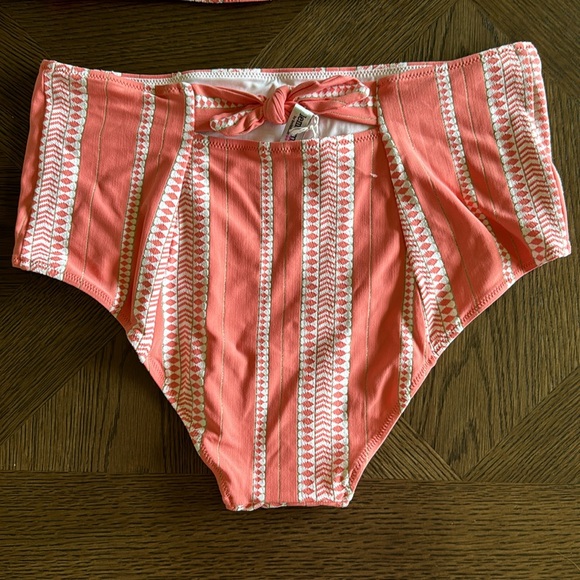 Lemlem Lucia Bikini Set, Size large, $280 - Picture 7 of 7